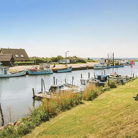 Three-bedroom In Casa de Férias *