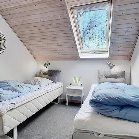 Three-Bedroom Holiday Home In Dannemare Dannemare