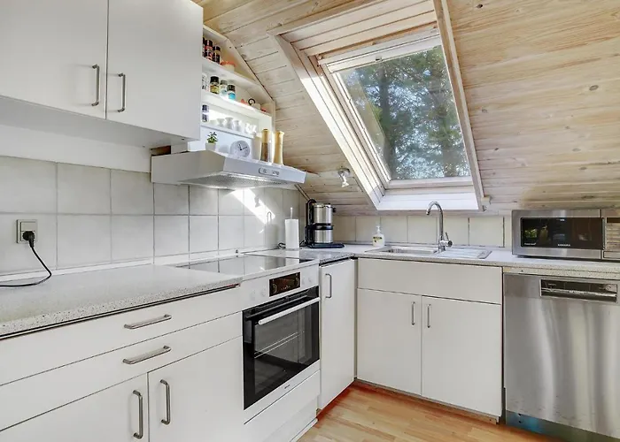 Three-Bedroom Holiday Home In Dannemare Дом отдыха Dannemare